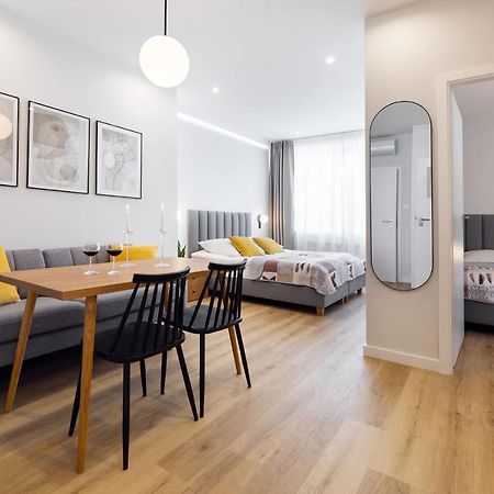 Apartamenty Familijne Kudowa-Zdrój Buitenkant foto