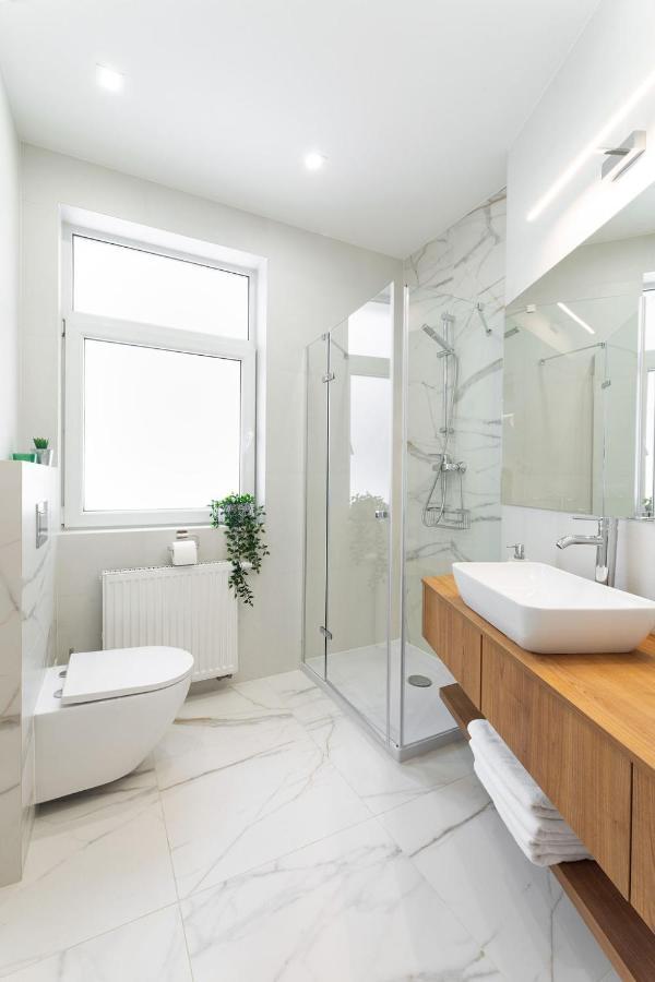 Apartamenty Familijne Kudowa-Zdrój Buitenkant foto