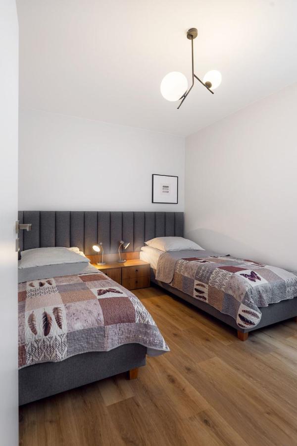 Apartamenty Familijne Kudowa-Zdrój Buitenkant foto